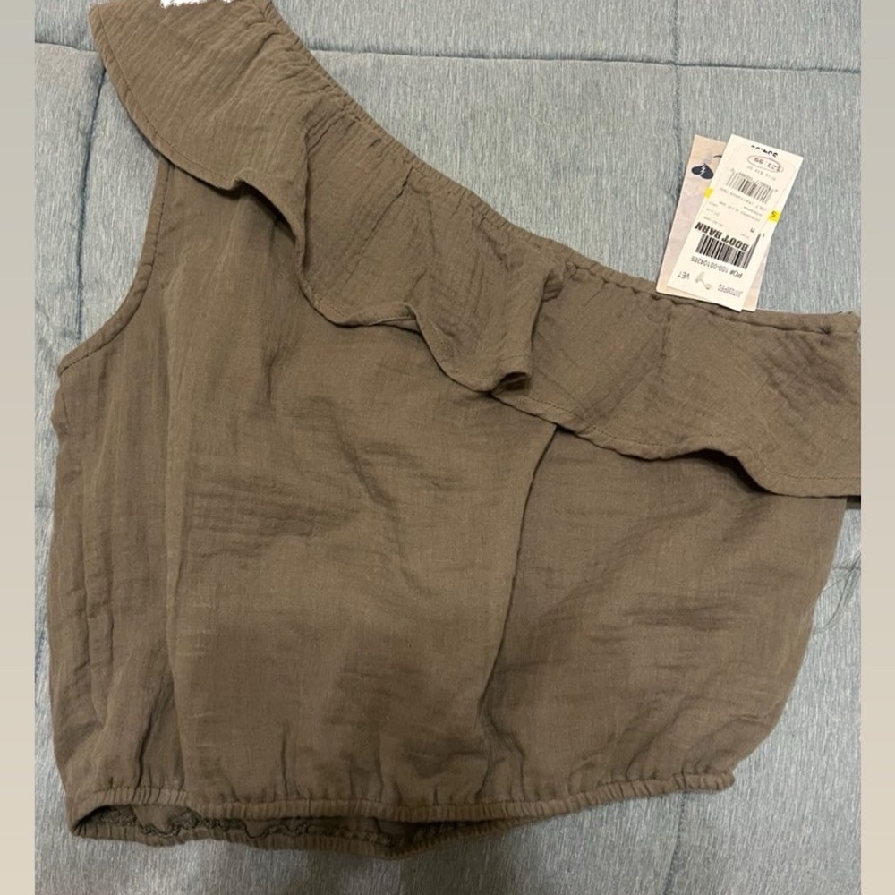 One shoulder tank top size M from boot barn